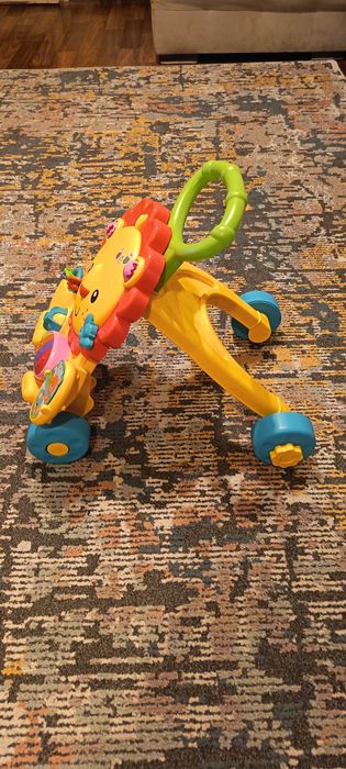 Продавам Бебешки уокър