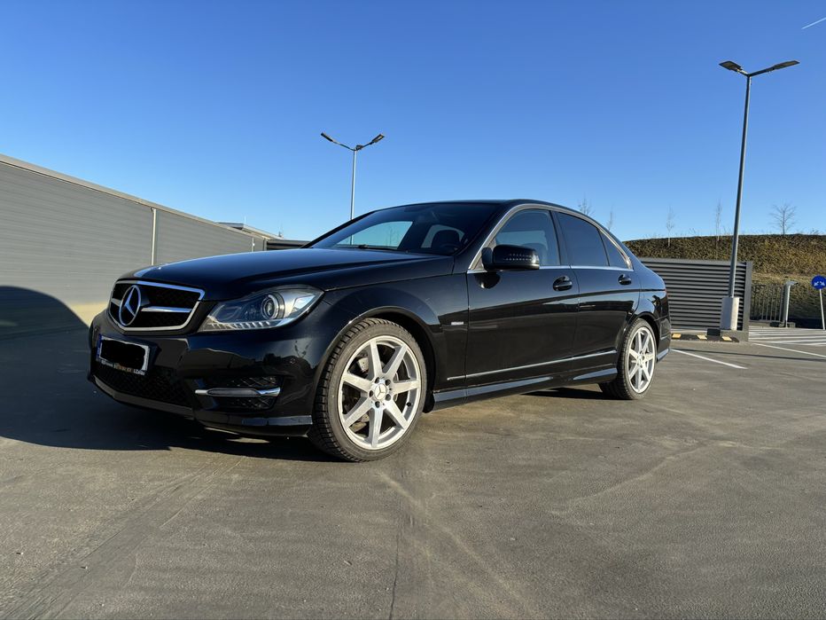 Mercedes-Benz C200 BlueEFFICIENCY Avantgarde