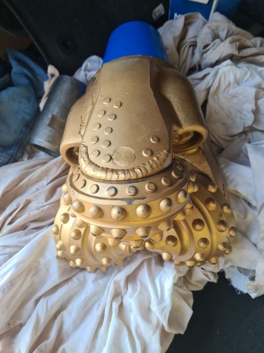 Сондажно триролково длето 215.9мм