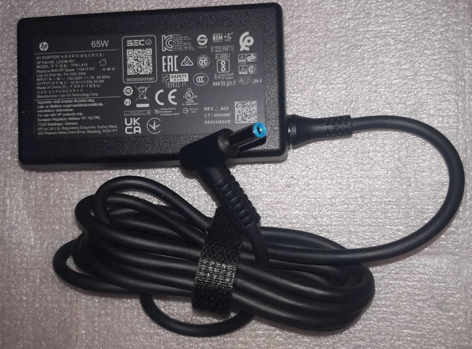 Incarcator original laptop hp 65w 4.5x3.0 mm + pin