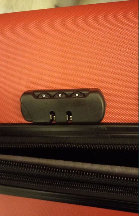 Madisson Чемодан новый