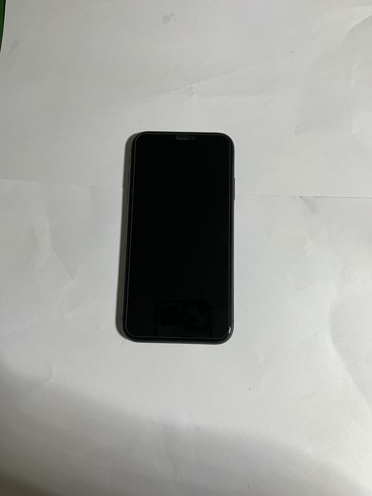 Iphone 11 чисто нов