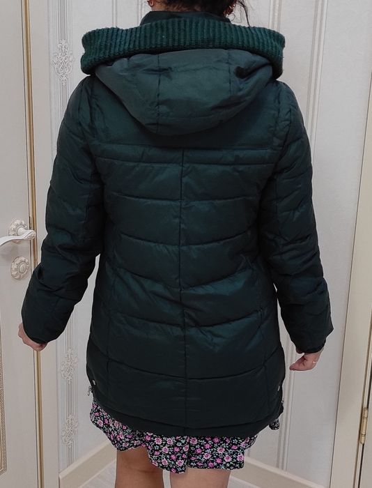 Зимняя теплая куртка