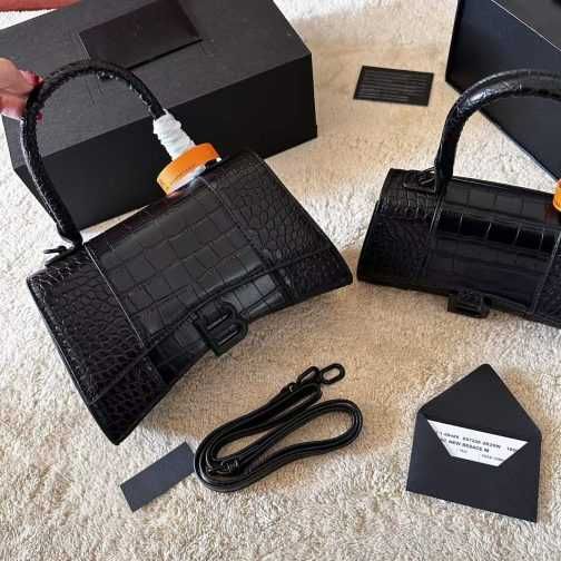 Geanta de mana dama Balenciaga 400-01-1