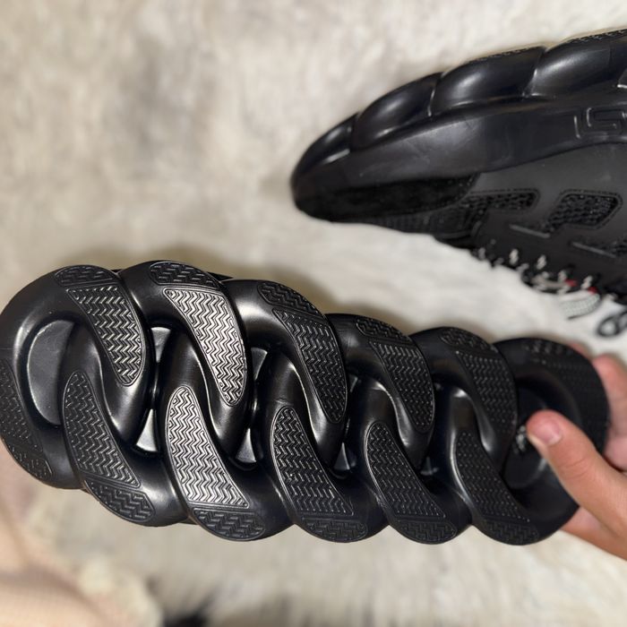 Versace chain 44