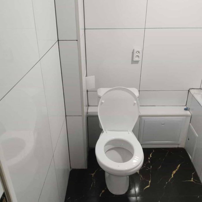 Срочно продаеться 2-комнатная квартира городе Чирчике районе Октьябрь