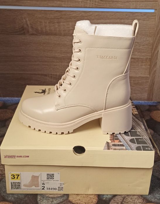 НОВЫЕ Ботинки демисезонные, 37р