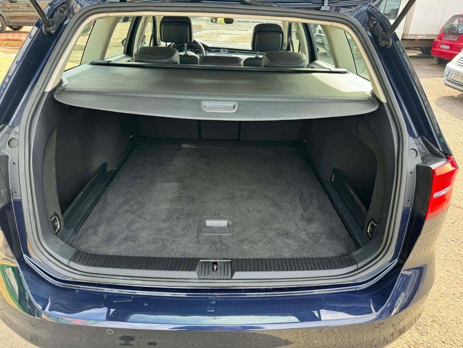 VW Passat B8 Highline 4motion 2016г. автоматик