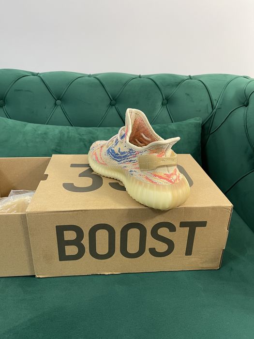 Adidasi Yeezy calitate Premium