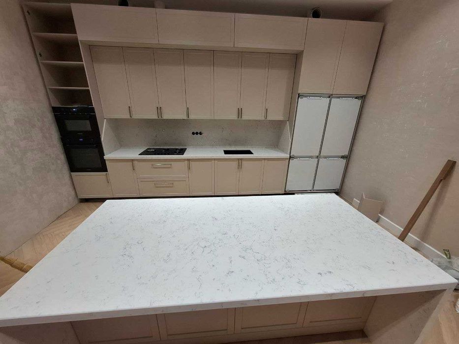 GRAND Столешница искусственного камня - Куйма, Кварц, Оникс.