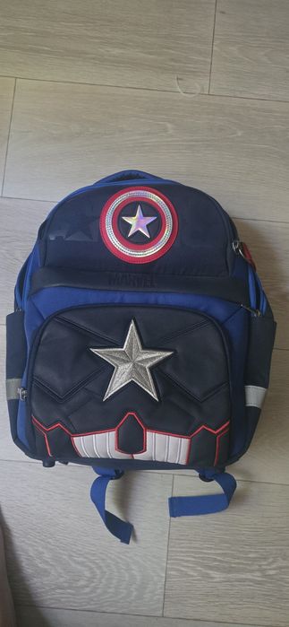 Рюкзак marvel новый