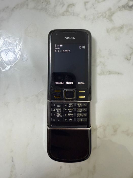 Продам Nokia 8800