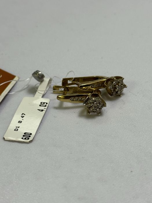 Золотые серьги бриллианты