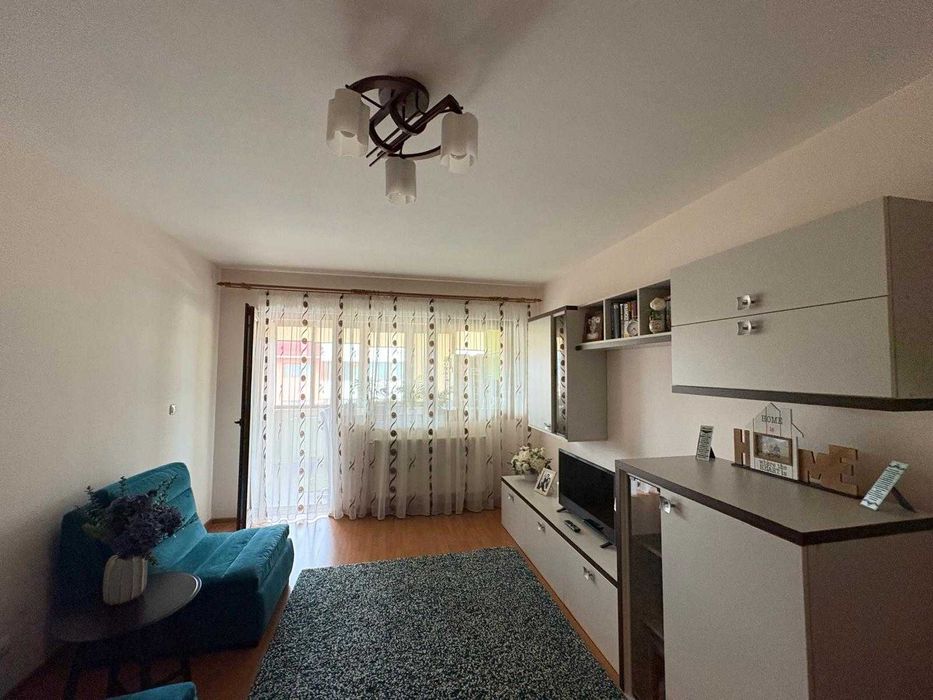 Apartament 3 camere spatios si mobilat cu parcare inclusa