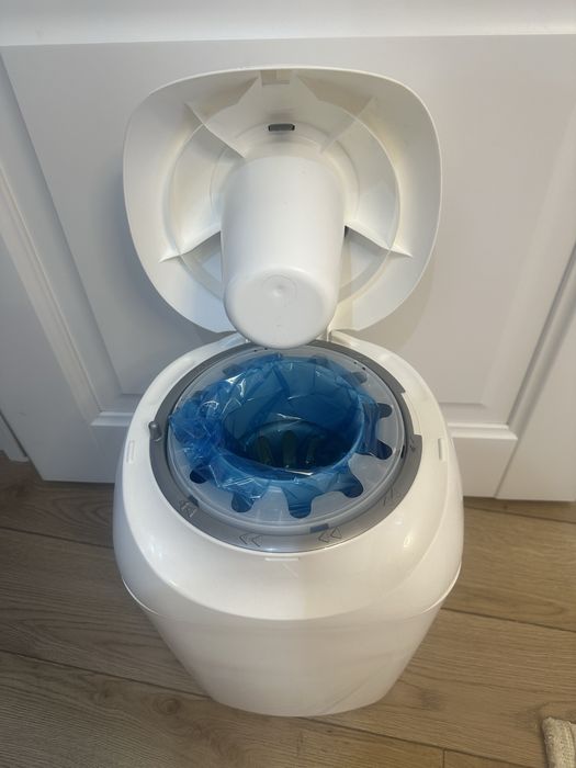 Ведро для утилизации памперсов