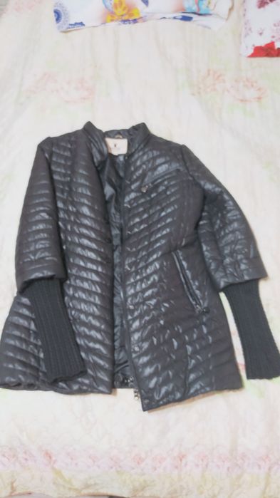 Куртки весение         .