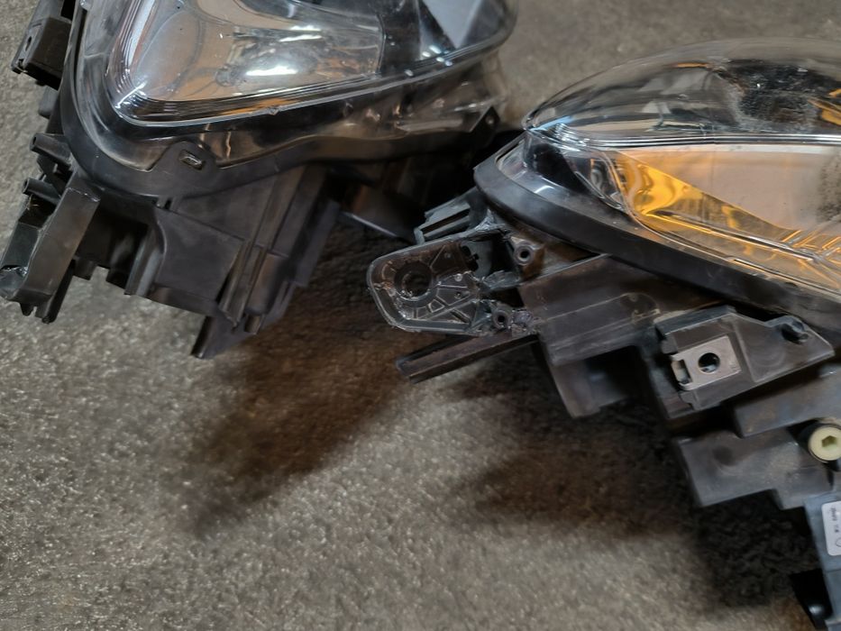 Фарове за Opel Combo