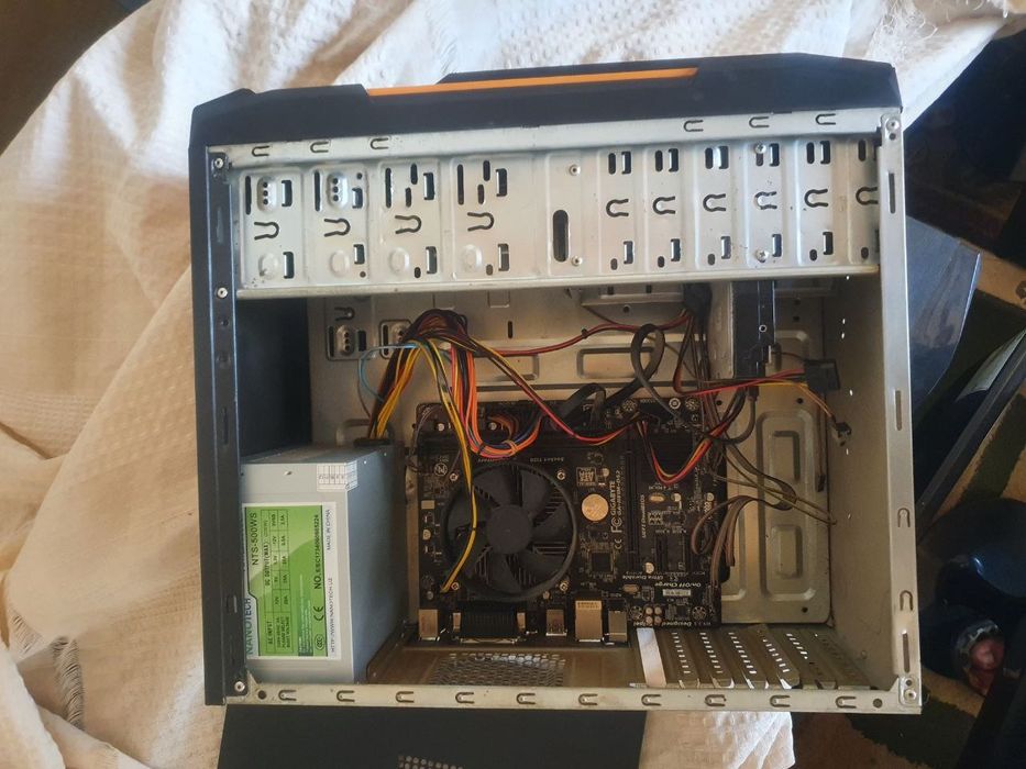 Game club uchun Kompyuterlar sotiladi 21 dona