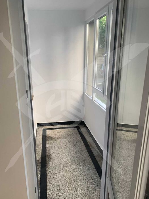 Продава се Многостаен апартамент в Бургас, Център - 110 кв.м за 1728 €/кв.м - Снимка #5