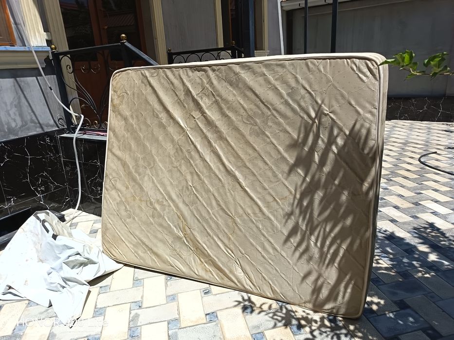 Matras, 3ta stol 2ta shkaf, setka, orqadigi reklamaniyam