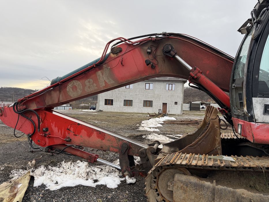 Vand excavator OK 26 tone