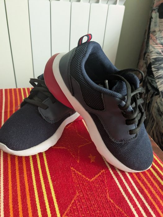 Adidași FILA mărimea 26
