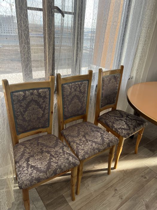 Стол, 4 стула в подарок