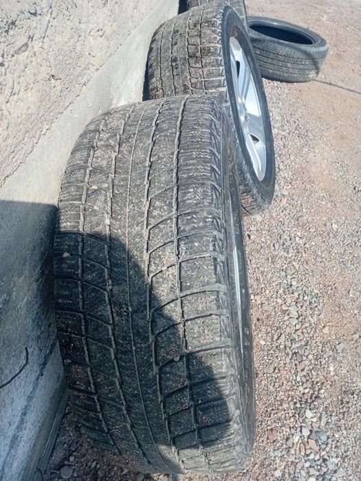 Продам диски и шины R18