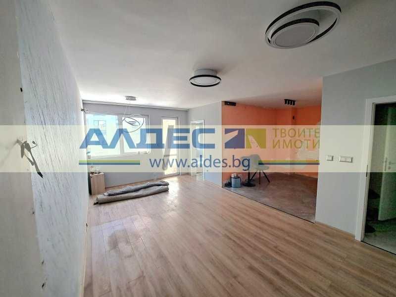 Дава се под наем Двустаен апартамент в София, Изток - 165 кв.м за 800 € - Снимка #1