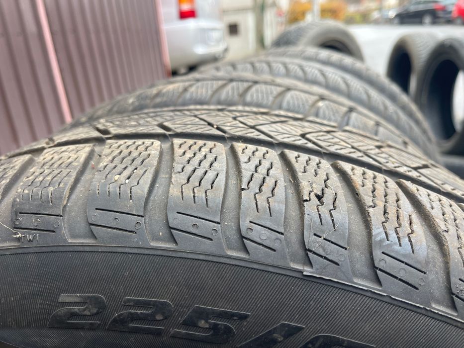 Cauciucuri de iarnă 225/60 /18 Pirelli dot 2019