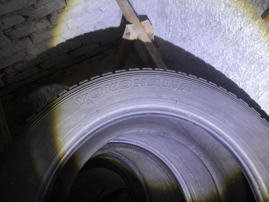 Продам зимние шины