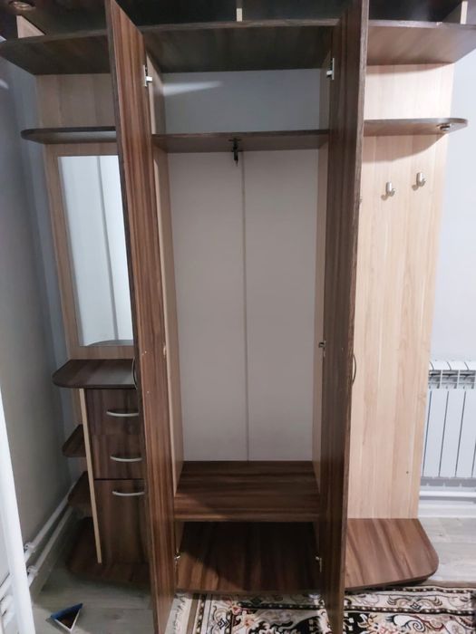 Продается прихожая