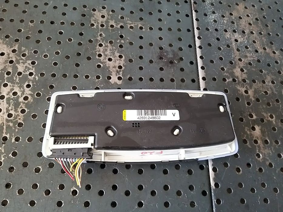 Plafoniera spate bmw seria 1 f20 f21 42931249602 178199