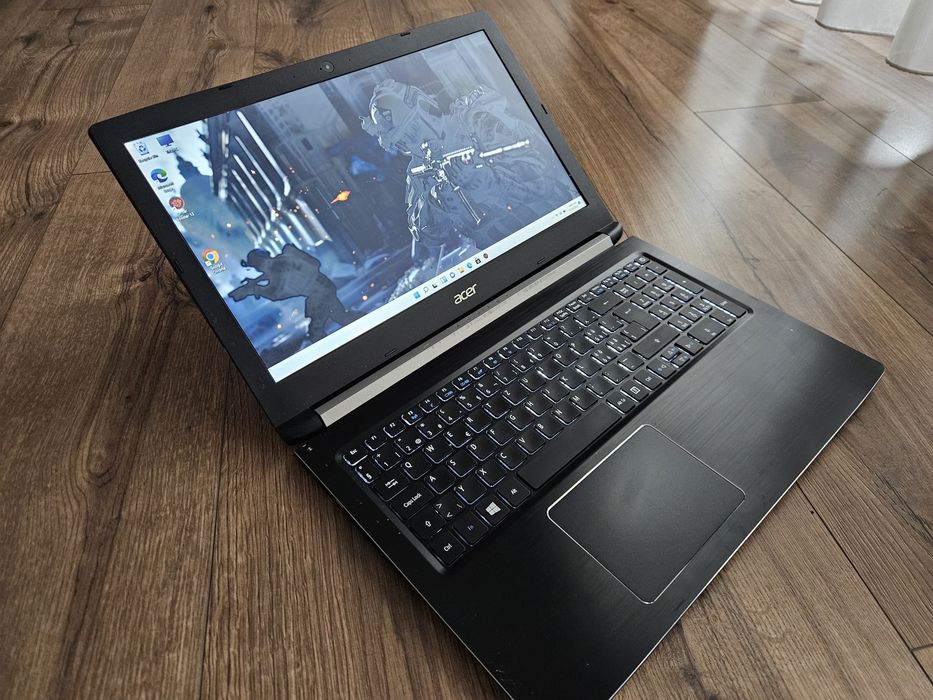 Laptop Acer Intel i5 gen 8, SSD256 GB Nvme, 8GB DDR4, taste iluminate