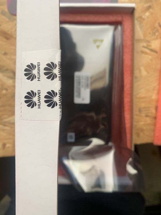 Смяна на дисплей на Huawei за 2 часа