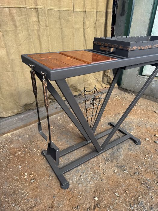 Мангал со столиком