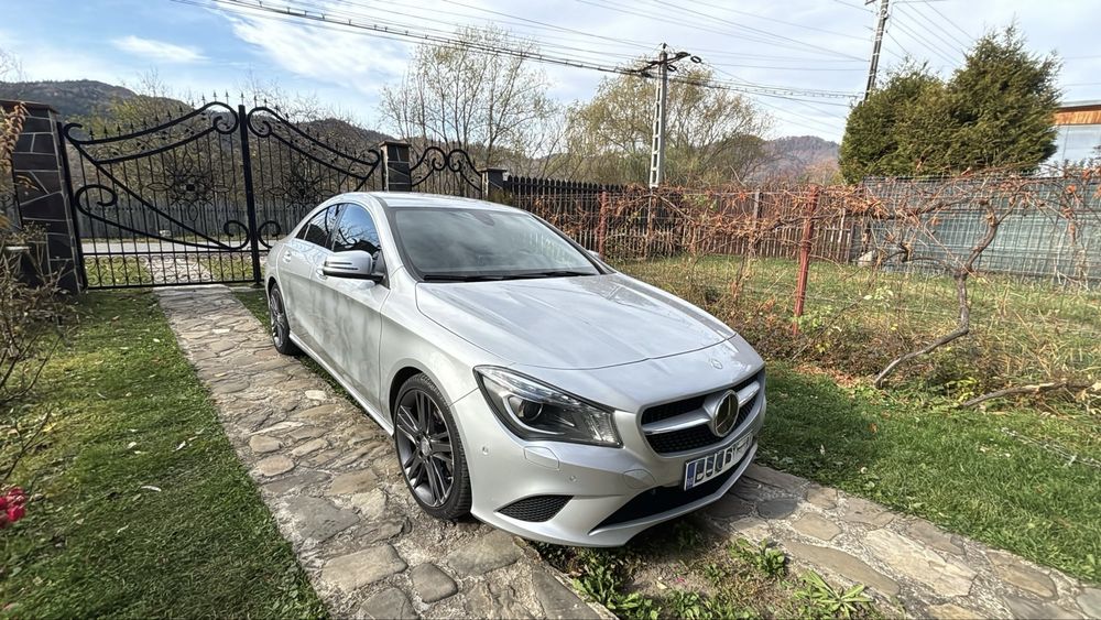 Mercedes Benz CLA200