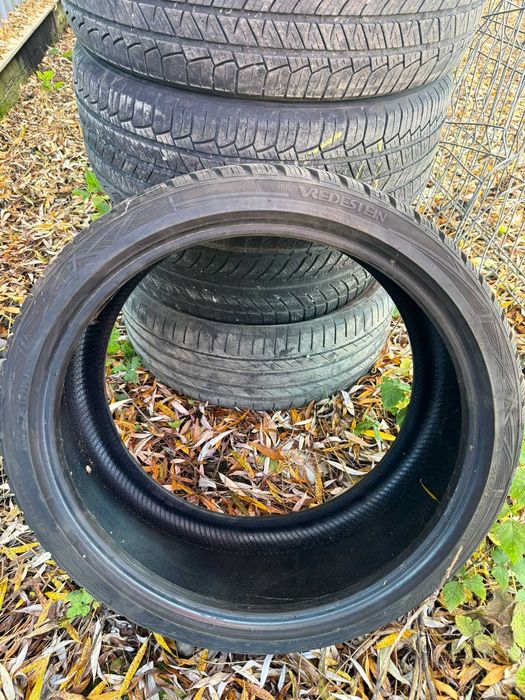 ANVELOPE iarna  235/35 R19