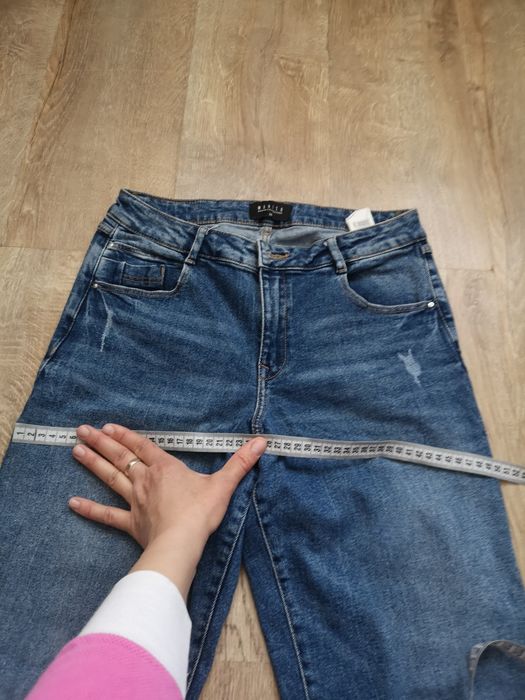 Blugi albaștri Mohito, mărimea 36.