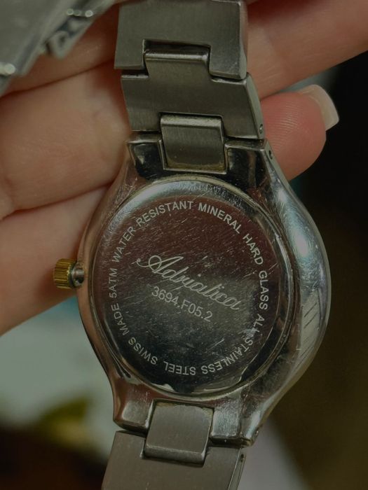 Продам часы Adriatica