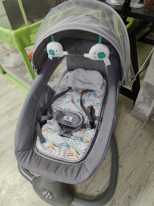 Продам детский шезлонг качеля