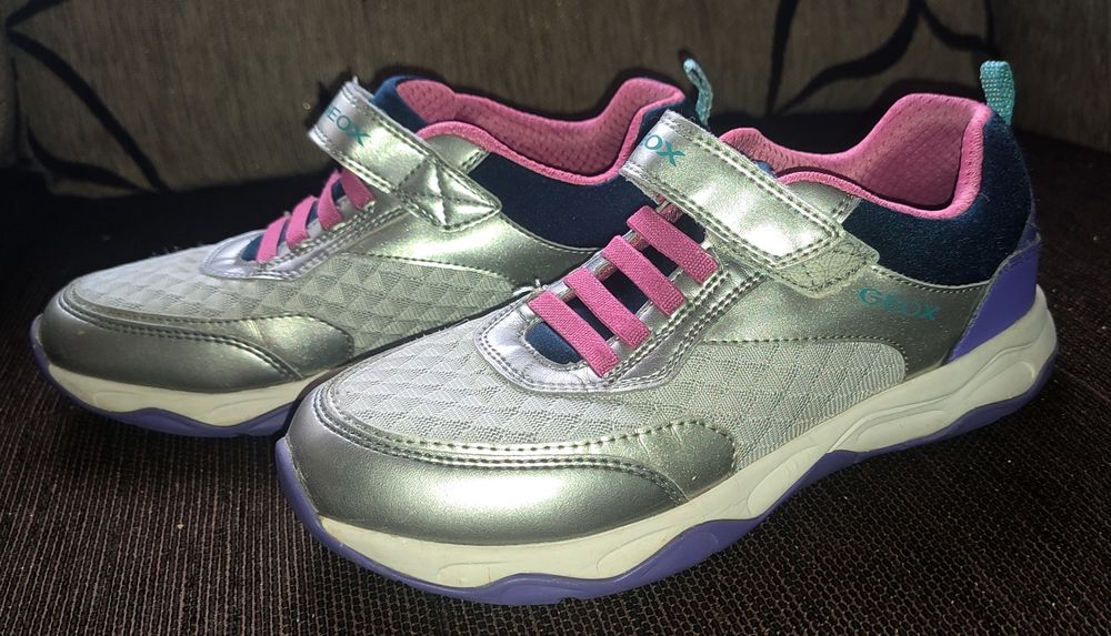 Маратонки 37 номер