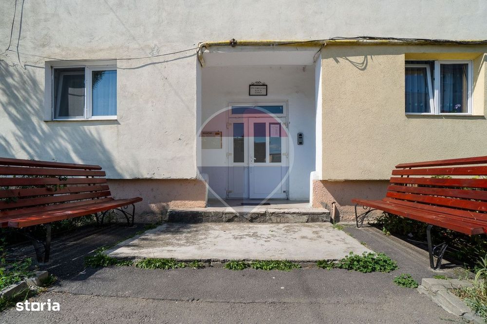 0% Comision | Apartament 3 camere decomandat | Zărnești |