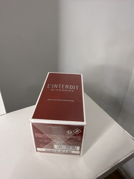 Parfum Givenchy L’Interdit eau de parfum rouge