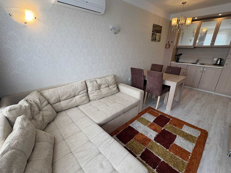 Уютен двустаен апартамент в централната част, к-с „Harmony Suites 11“