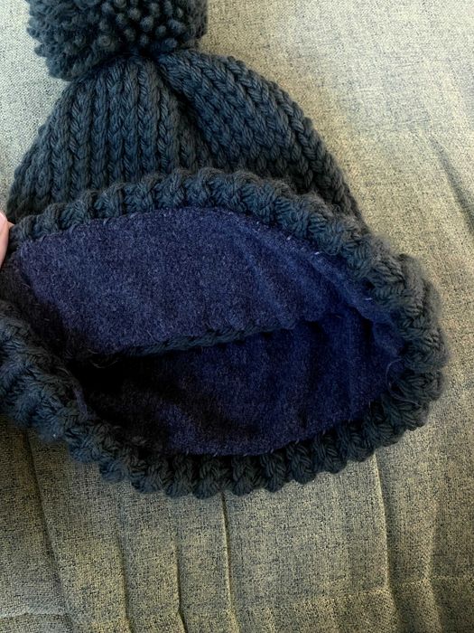 Дамска зимна шапка 100% вълна