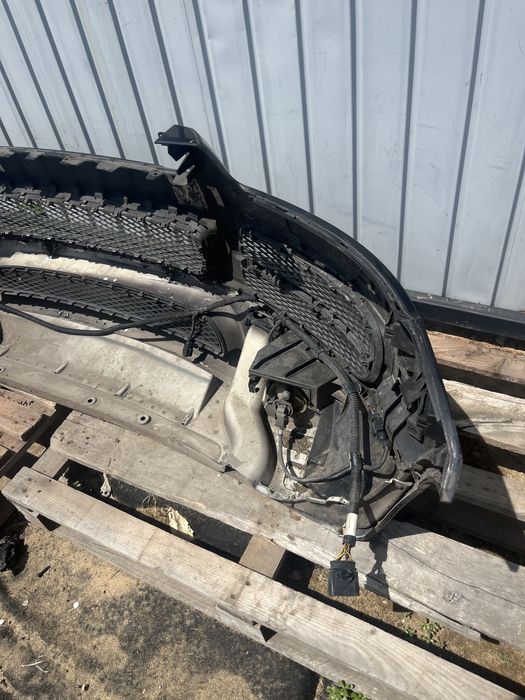 Bara față Volkswagen Touareg 2006