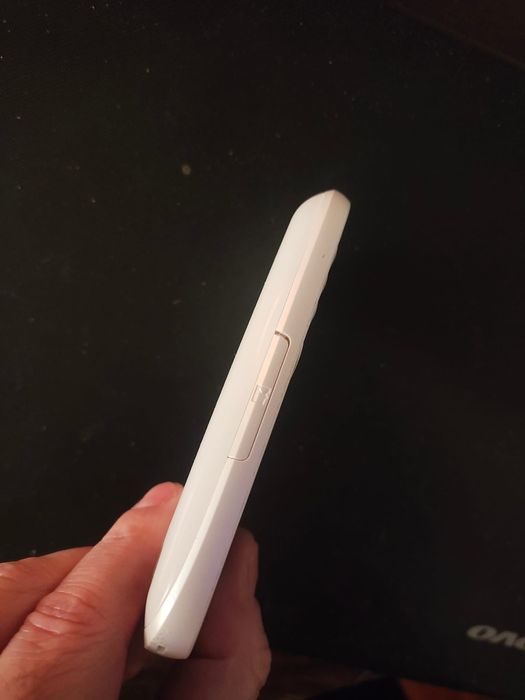 Nokia 201 ( liber de rețea)