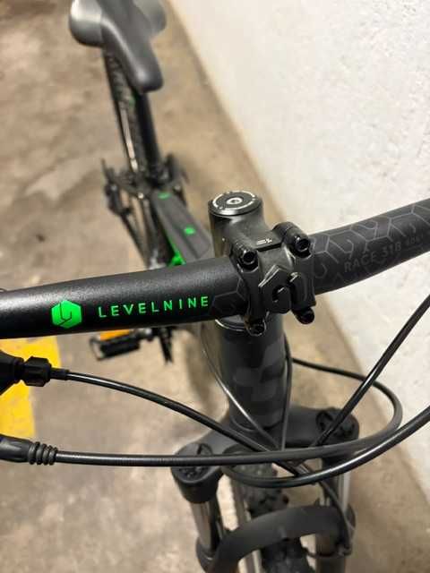 Bicicleta CUBE-Levelnine (CMPT - AIM PRO)