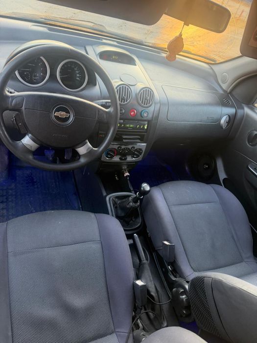 Vând Chevrolet  Kalos